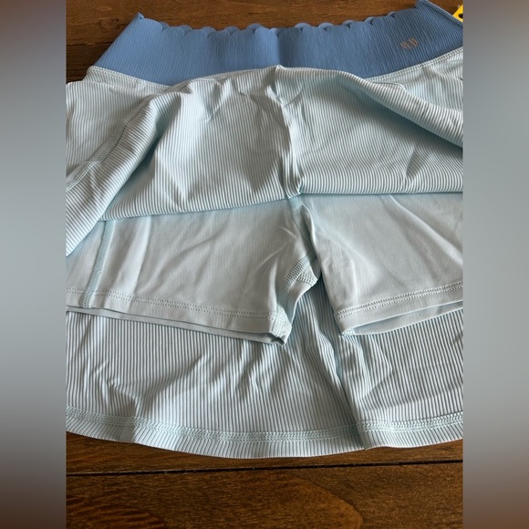 ELEVEN by Venus Williams Two toned Blue Scalloped waist band Skort w/pockets XS - Picture 7 of 9